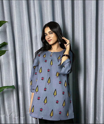 Elegant Grey Printed Kurti Set